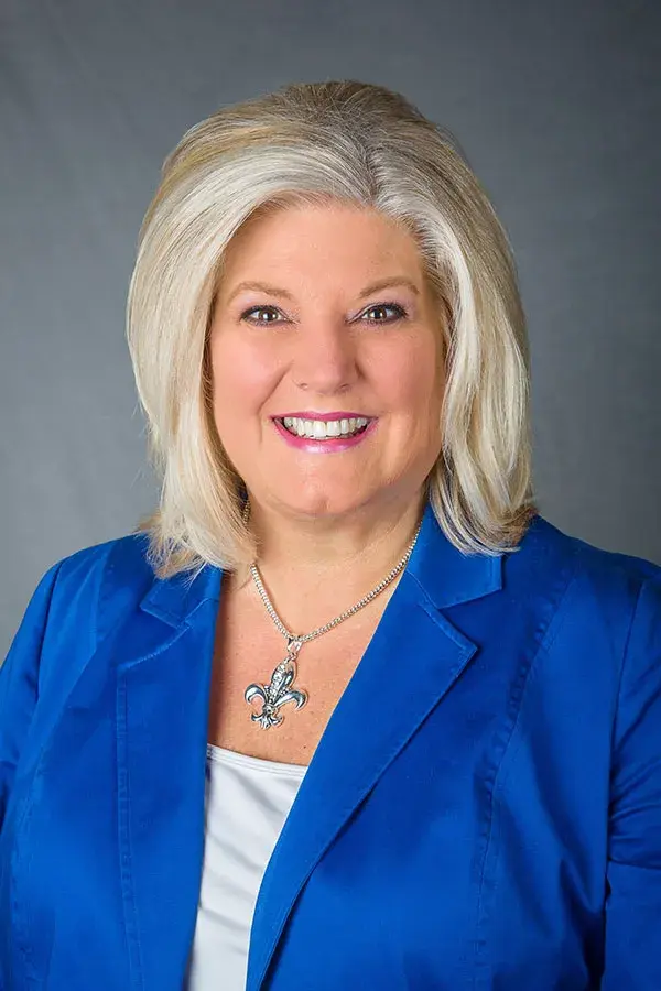 Valerie Pitts headshot